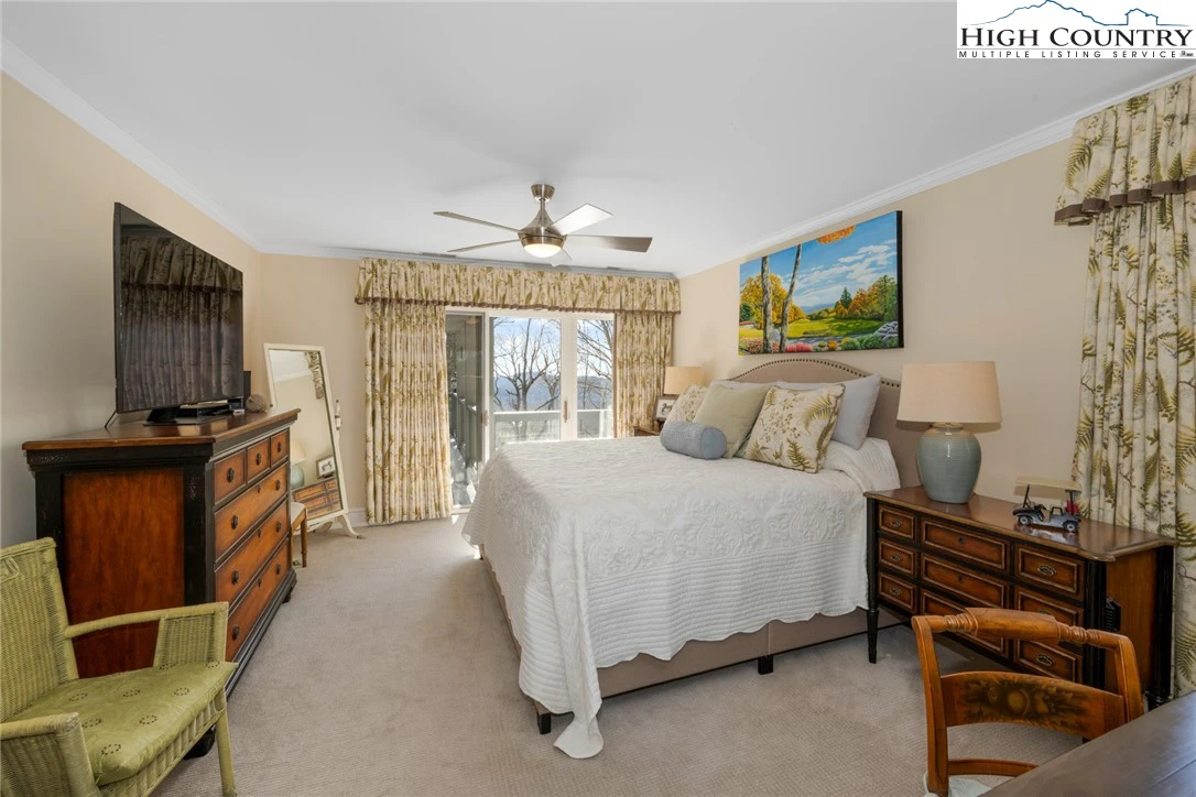 Image number 2 for the current listing