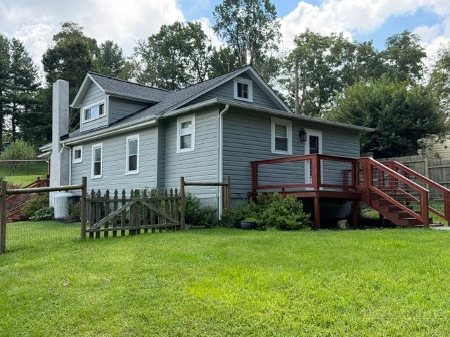 Image number 2 for the current listing