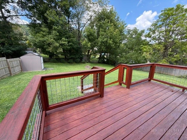 Image number 18 for the current listing