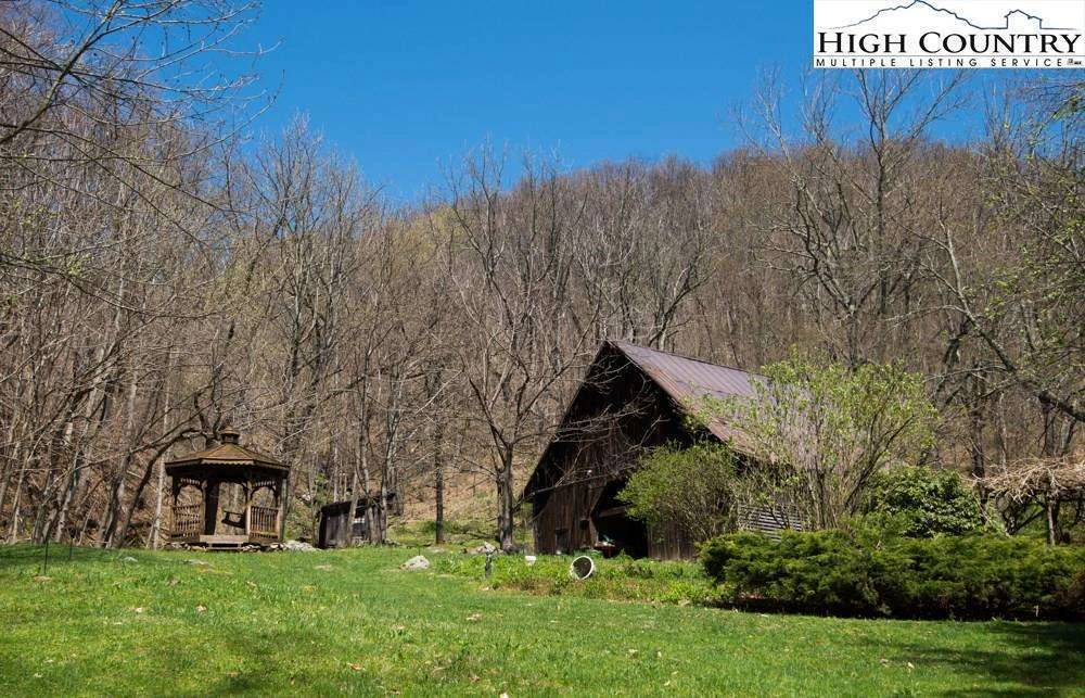 Image number 4 for the current listing