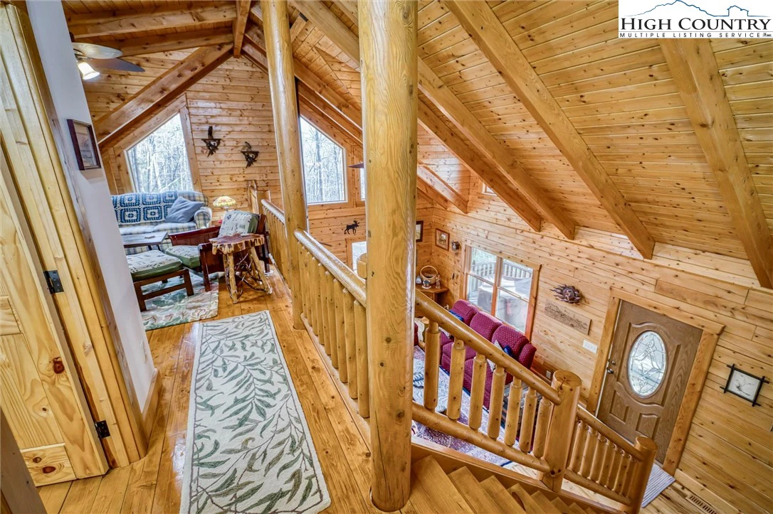 Image number 7 for the current listing