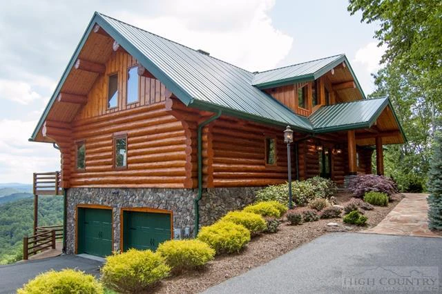 Image number 2 for the current listing