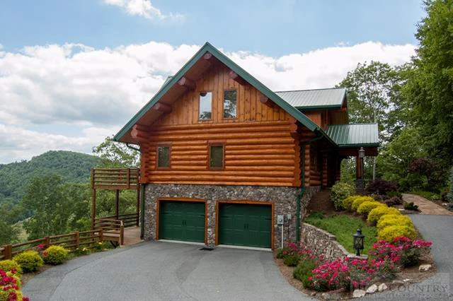 Image number 12 for the current listing