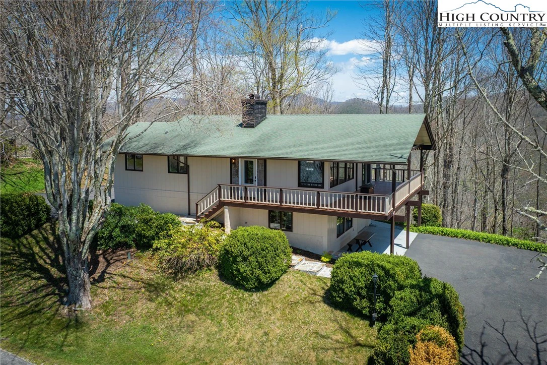 Image number 9 for the current listing