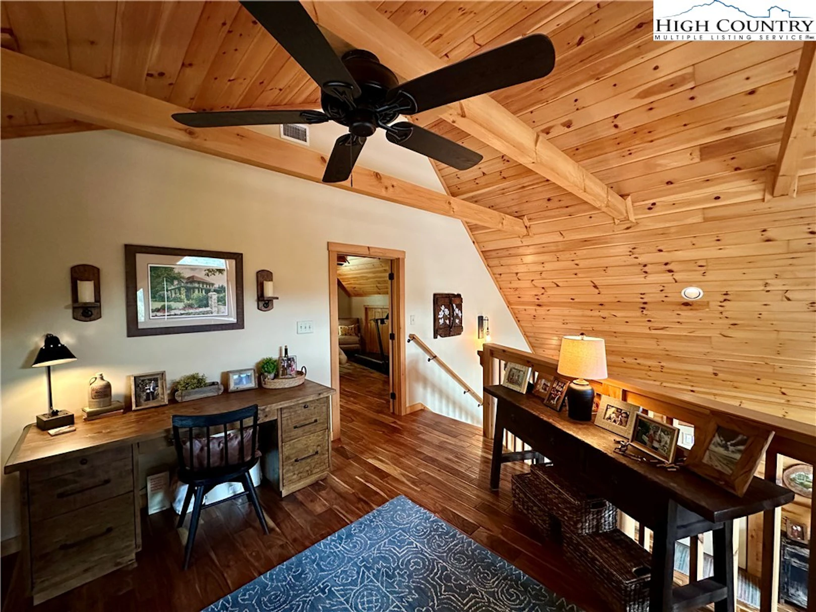 Image number 6 for the current listing