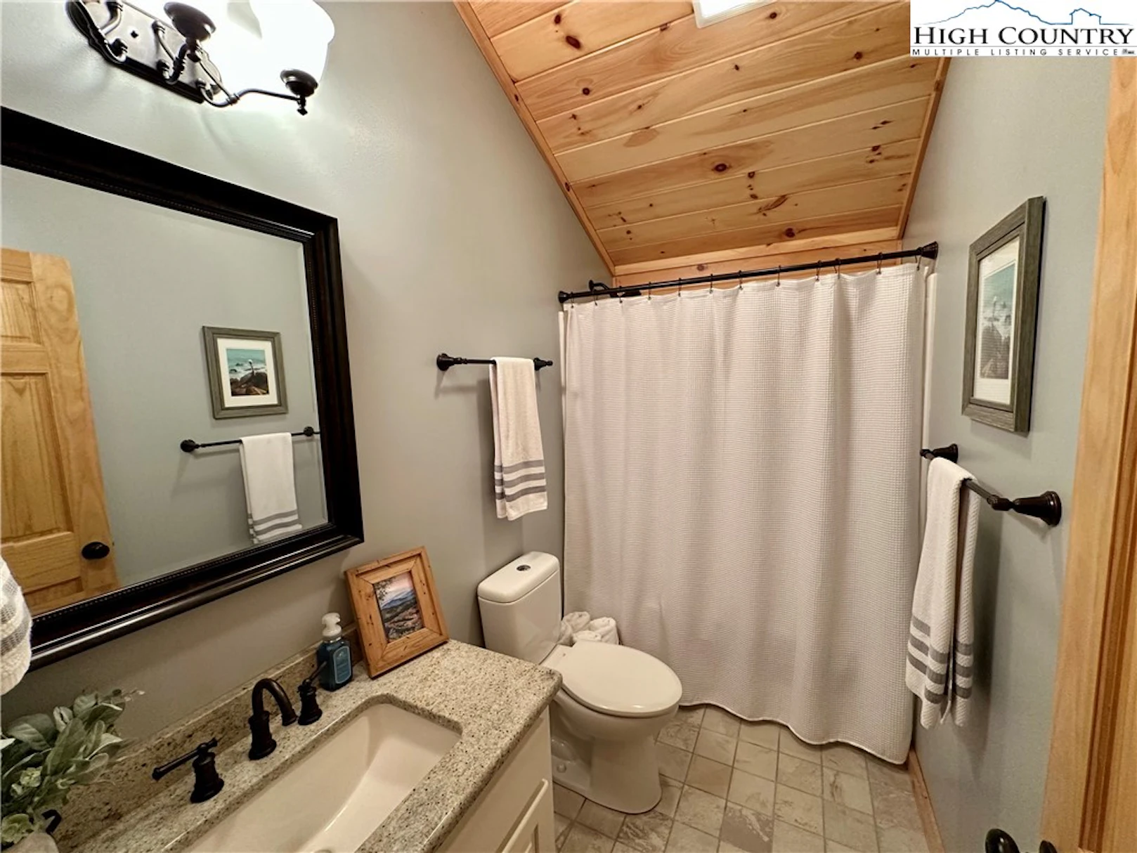 Image number 10 for the current listing