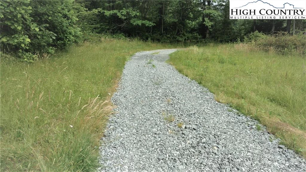 Image number 6 for the current listing