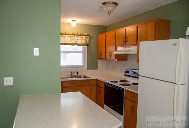 Image number 6 for the current listing