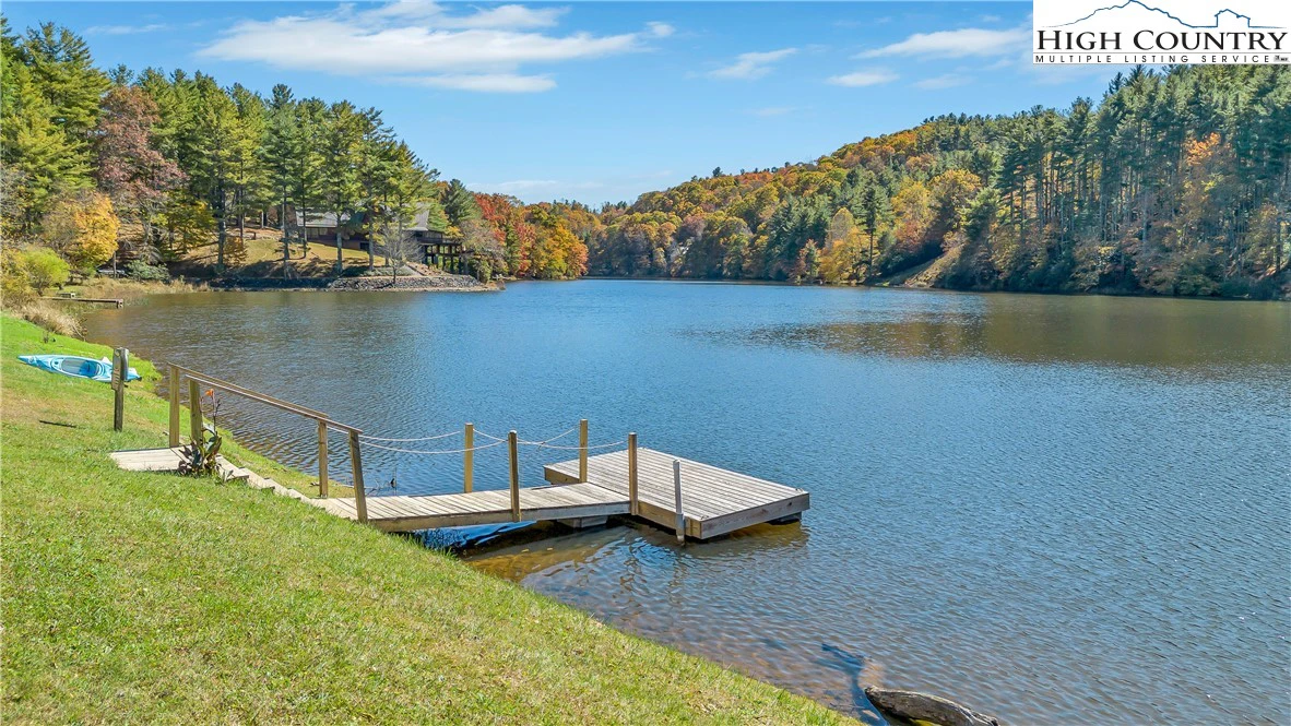 Image number 16 for the current listing