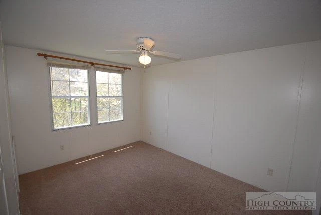 Image number 16 for the current listing