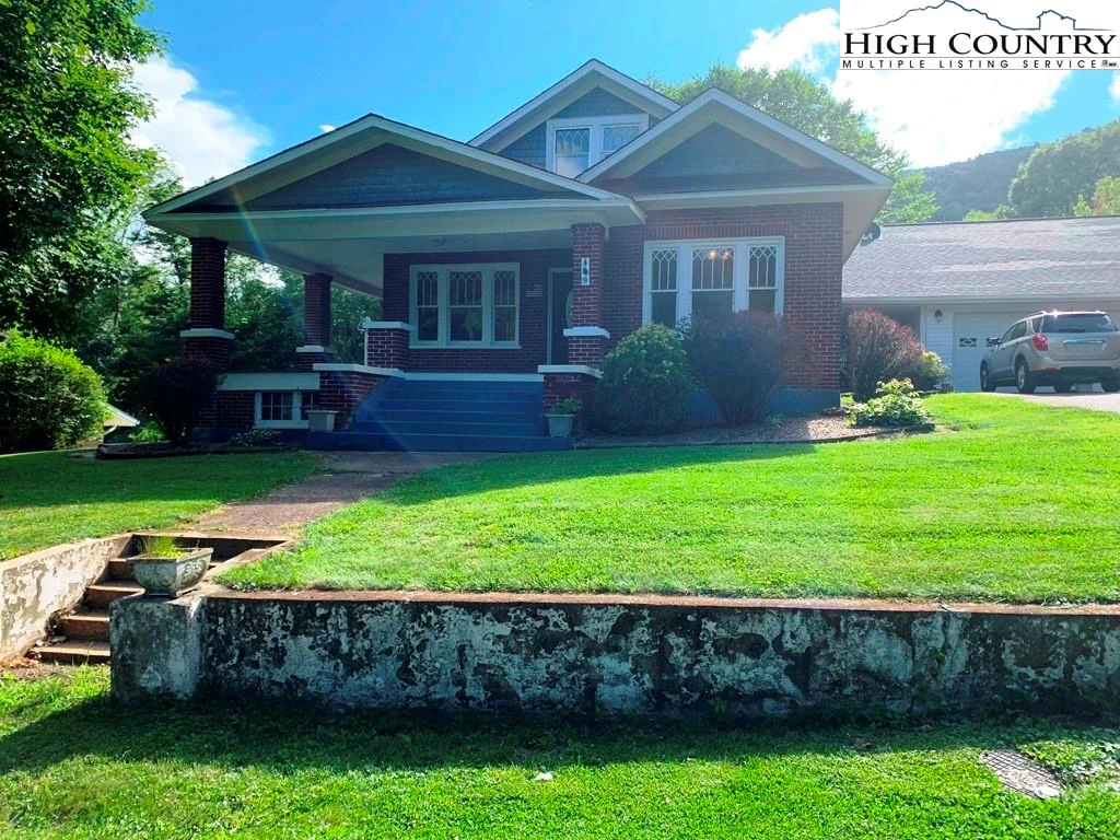 Image number 1 for the current listing