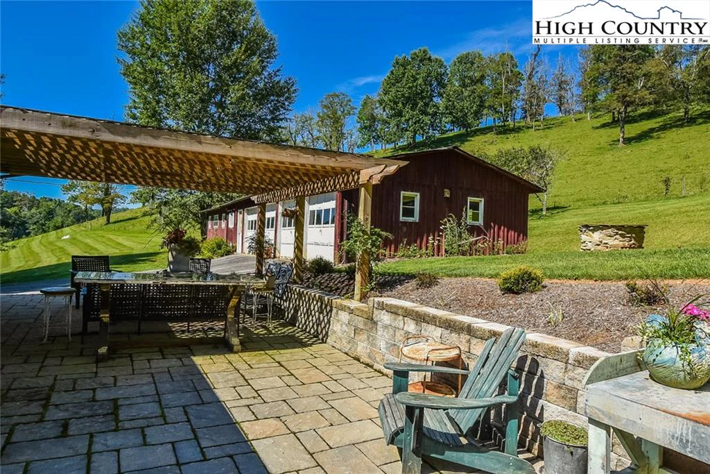 Image number 9 for the current listing
