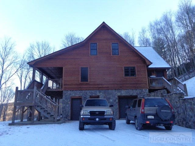 Image number 10 for the current listing