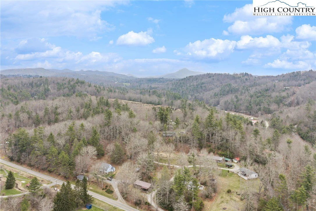 Image number 15 for the current listing