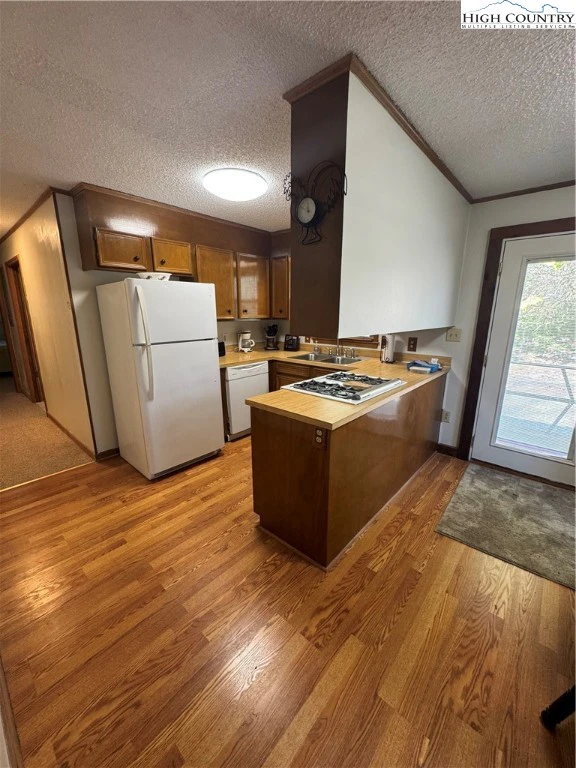 Image number 8 for the current listing