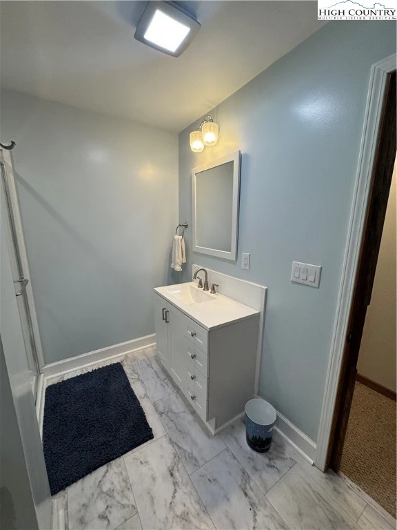 Image number 12 for the current listing