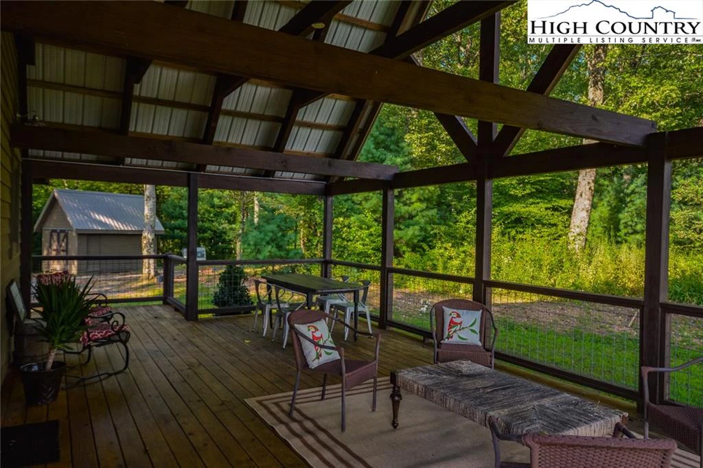 Image number 5 for the current listing