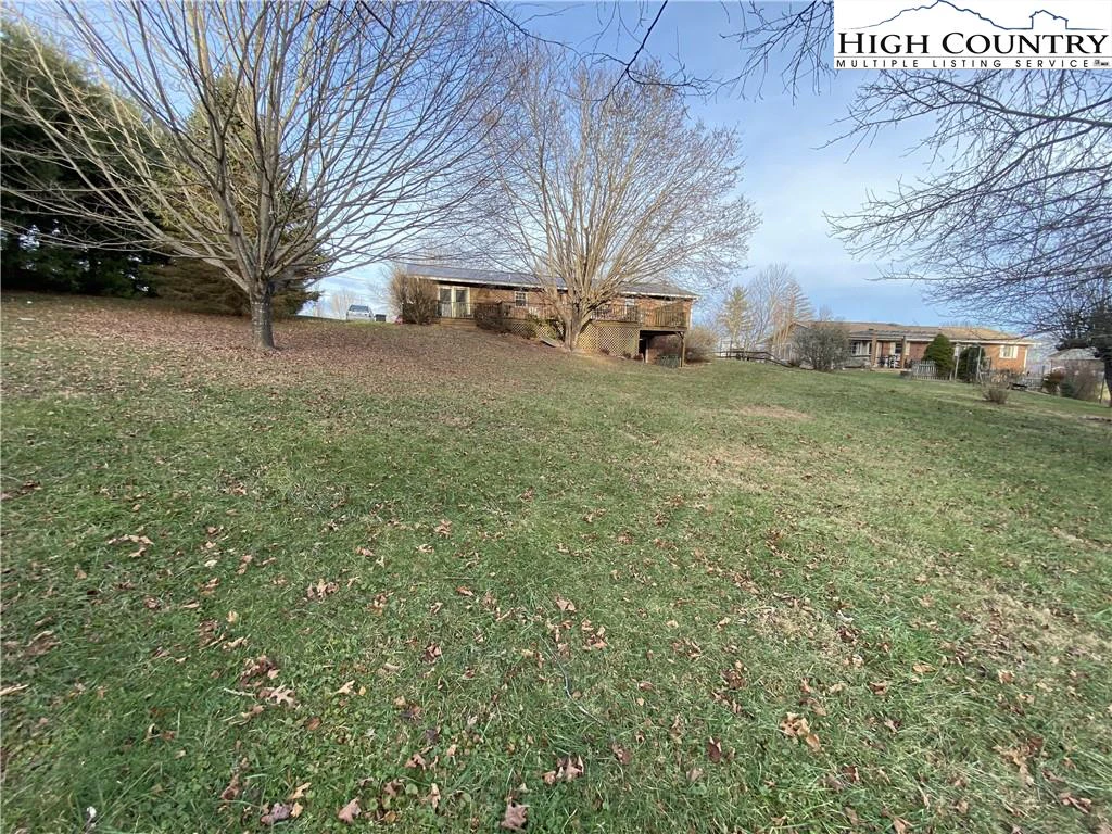 Image number 9 for the current listing