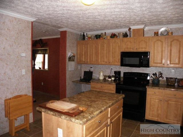 Image number 7 for the current listing