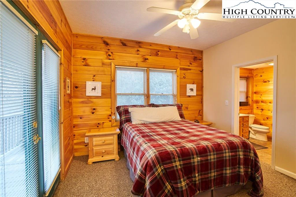 Image number 11 for the current listing