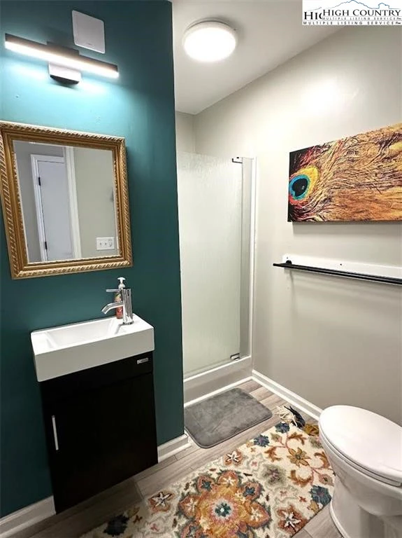 Image number 10 for the current listing