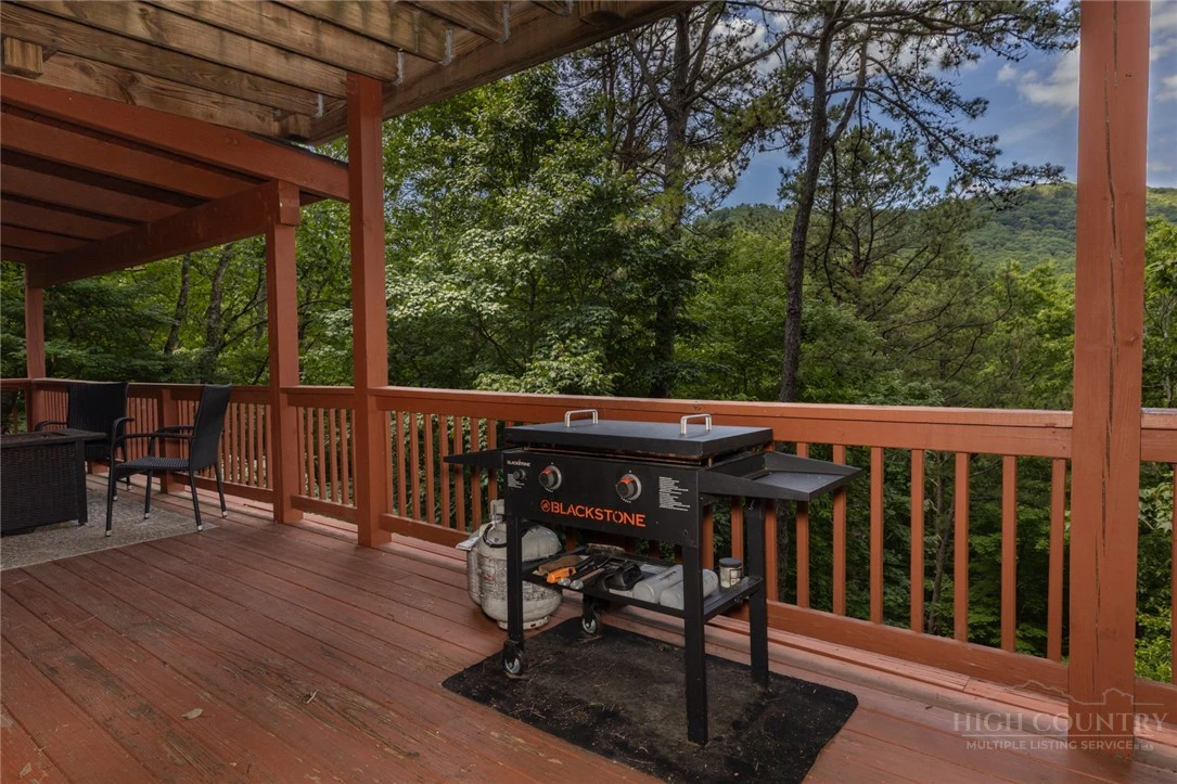 Image number 4 for the current listing