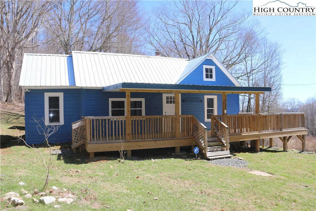 Image number 1 for the current listing