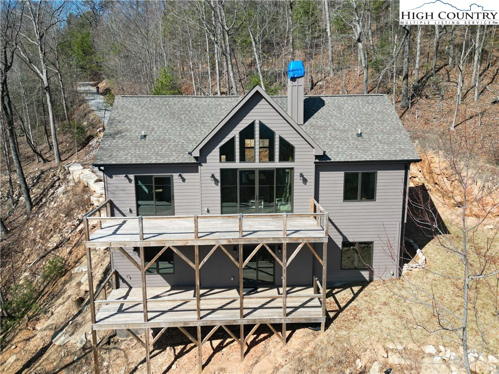 Image number 14 for the current listing