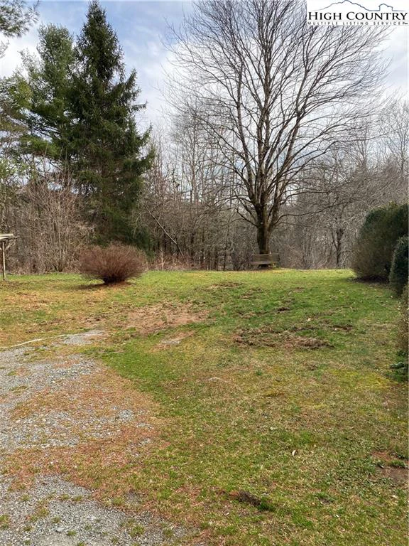 Image number 18 for the current listing