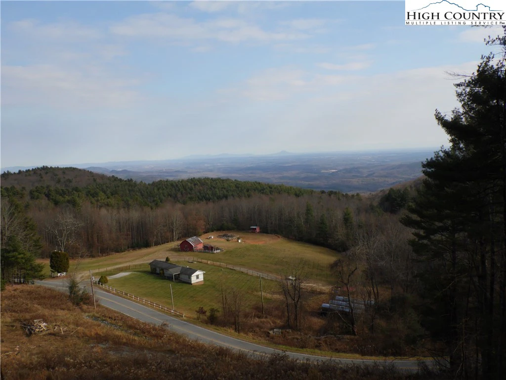 Image number 8 for the current listing