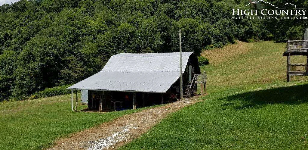 Image number 13 for the current listing