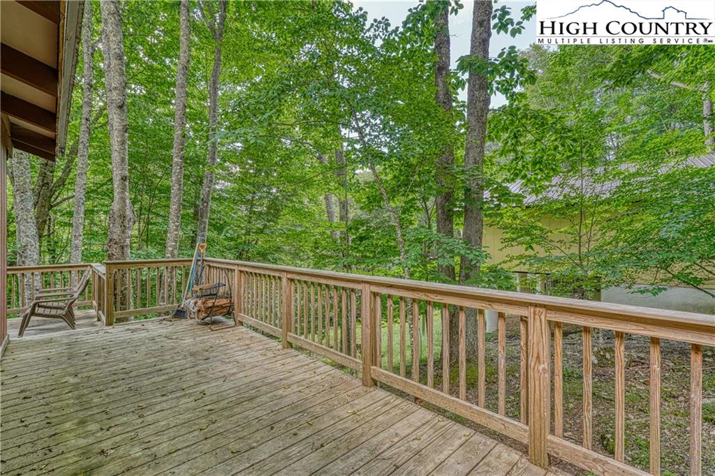 Image number 7 for the current listing