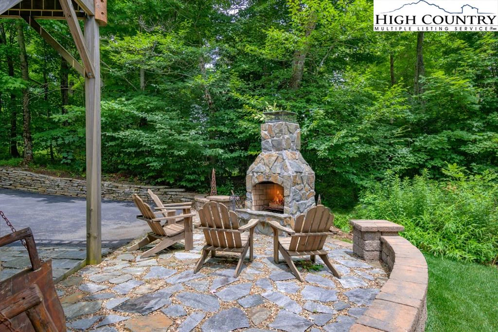 Image number 7 for the current listing
