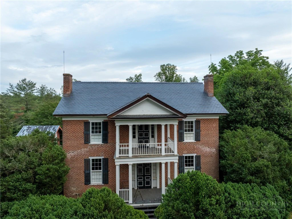 Image number 2 for the current listing