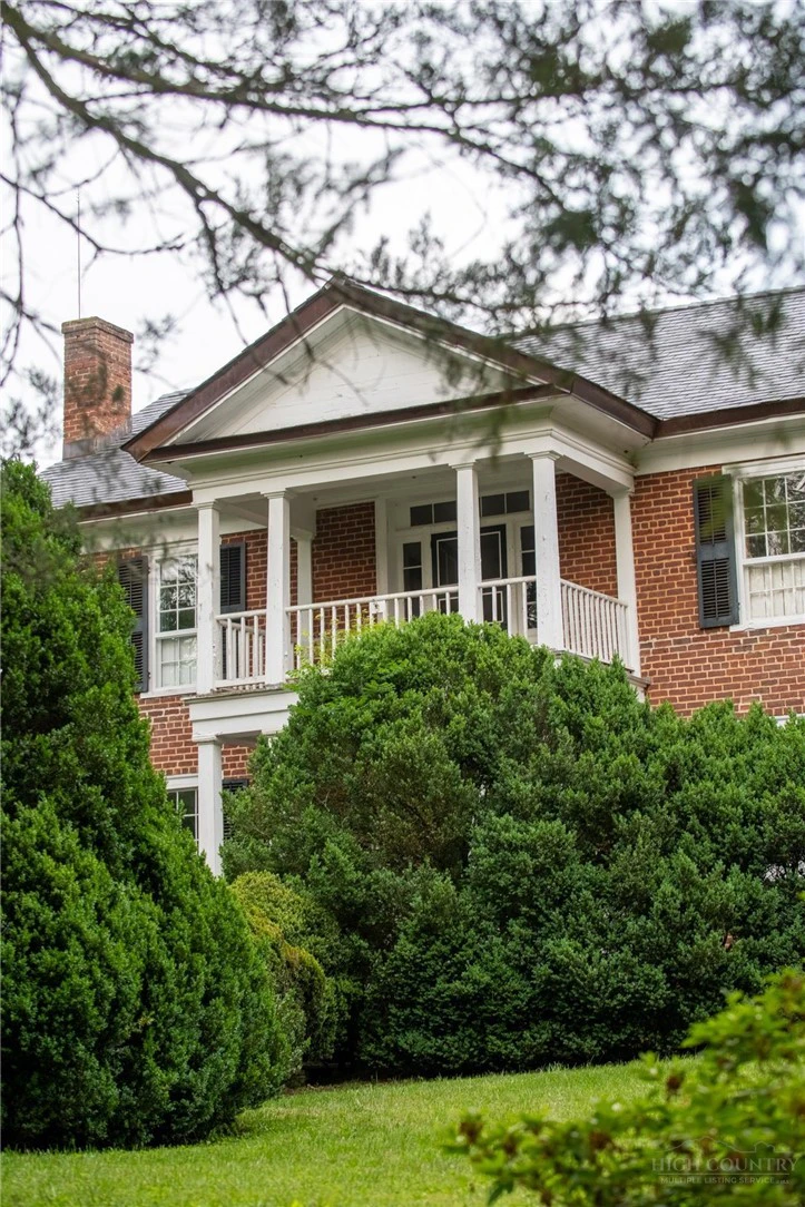 Image number 6 for the current listing