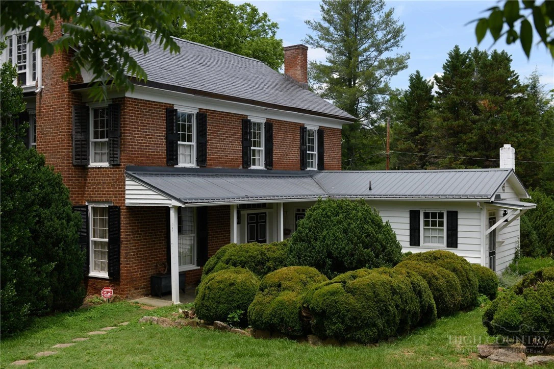 Image number 8 for the current listing