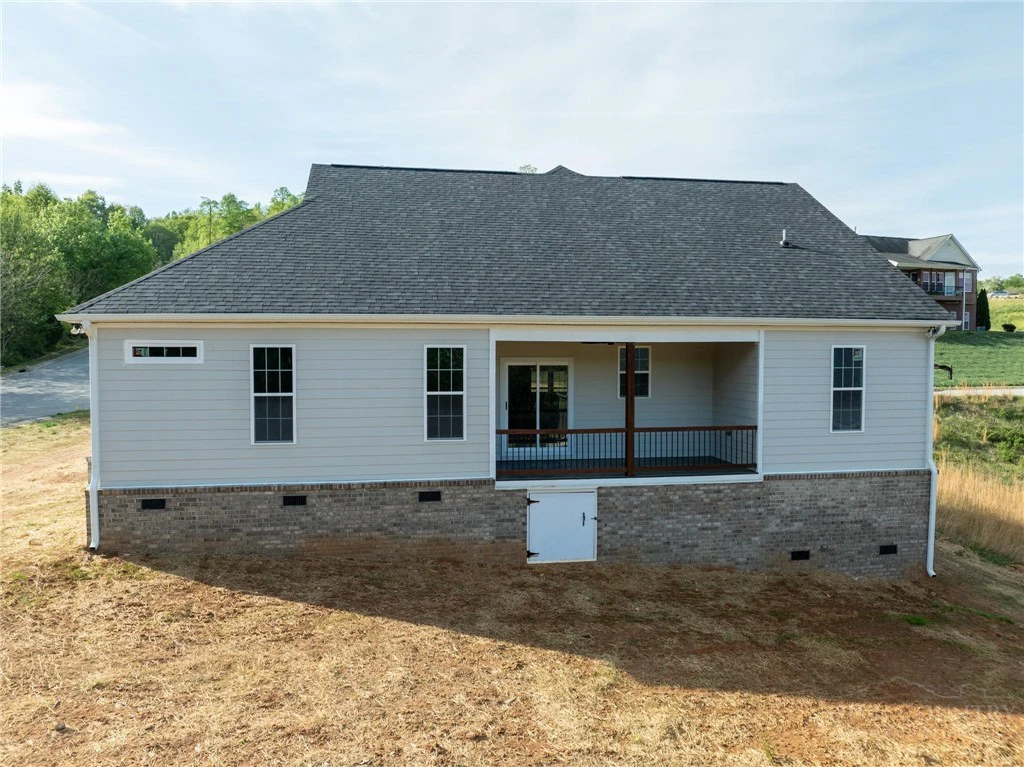 Image number 17 for the current listing