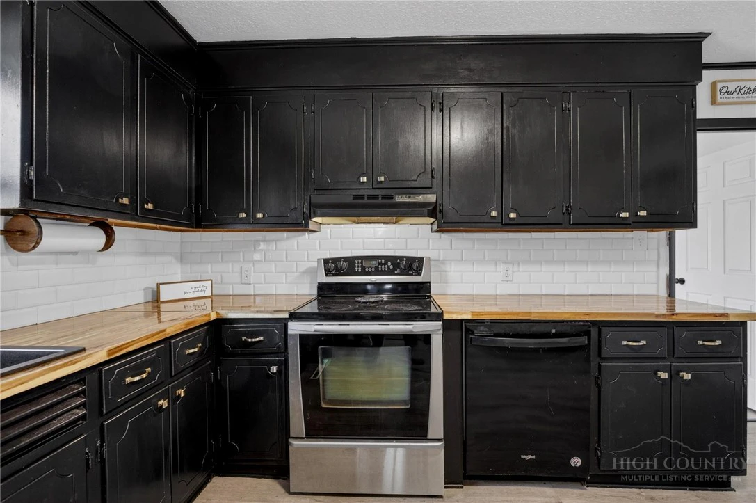 Image number 6 for the current listing