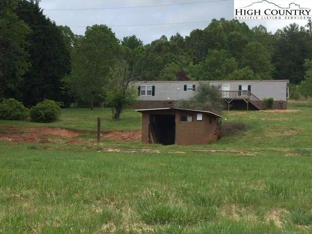 Image number 11 for the current listing
