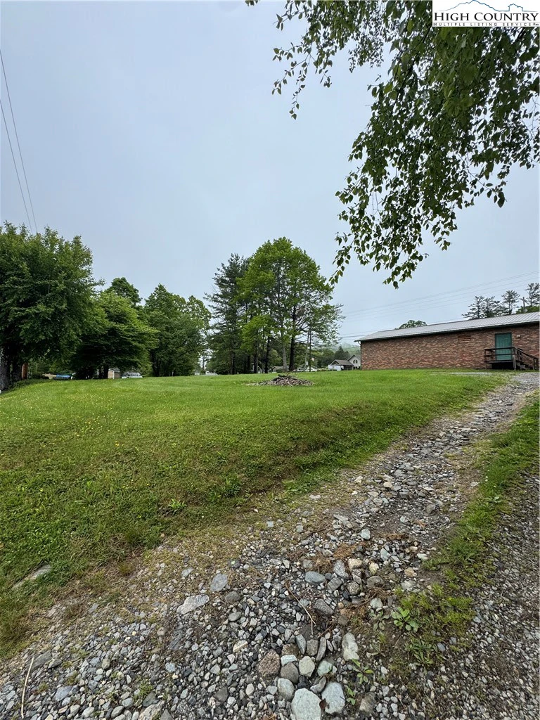 Image number 7 for the current listing