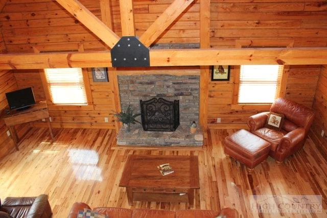 Image number 19 for the current listing