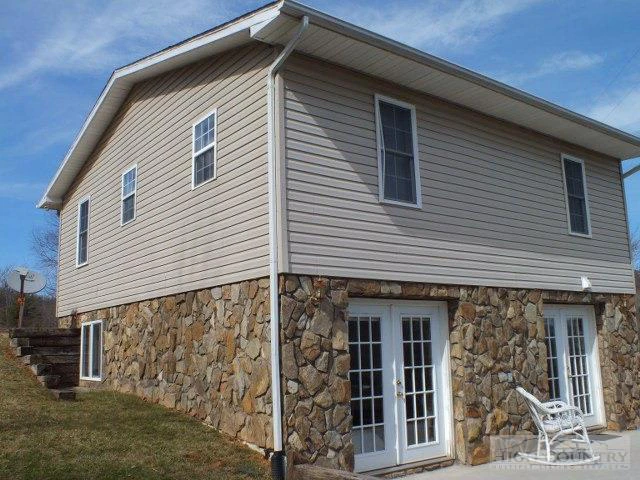 Image number 2 for the current listing