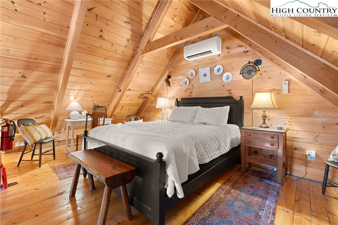 Image number 6 for the current listing
