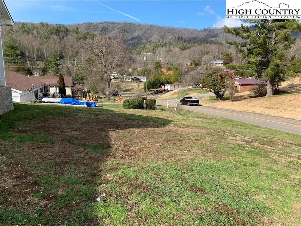 Image number 21 for the current listing