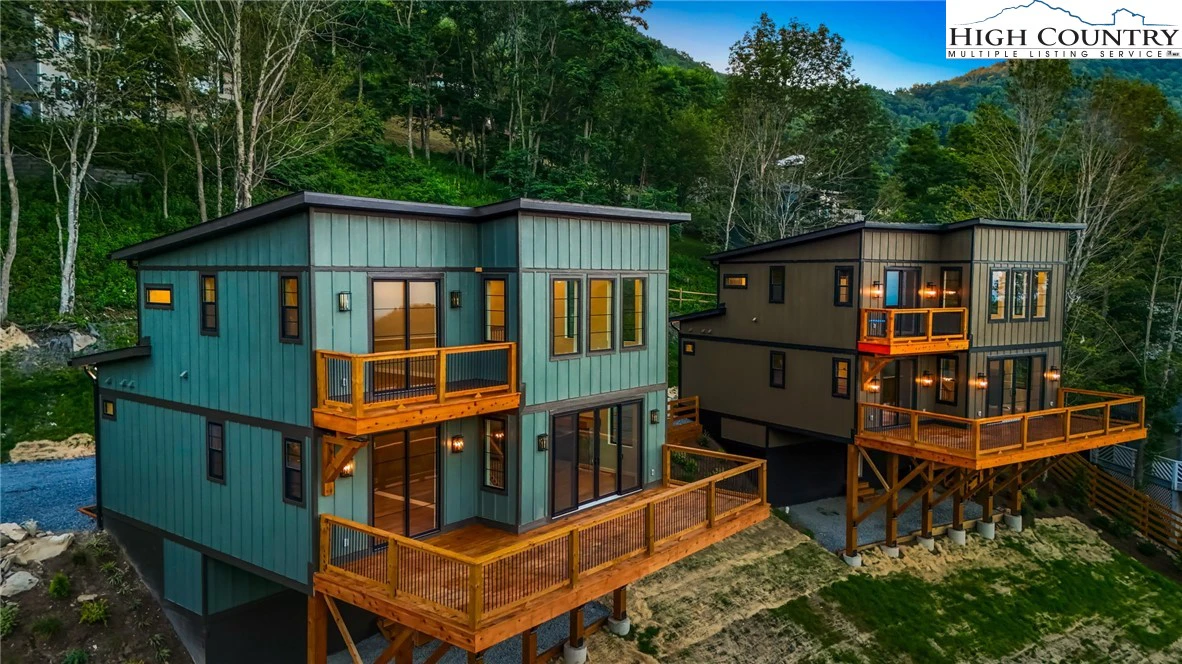 Image number 6 for the current listing