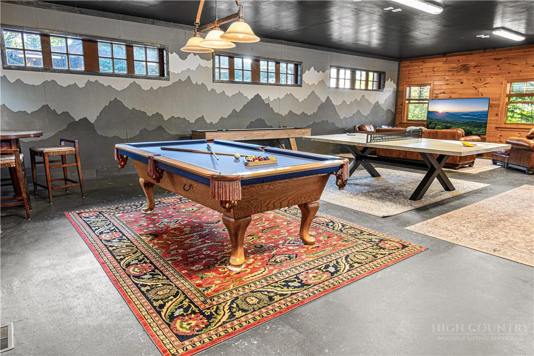 Image number 7 for the current listing