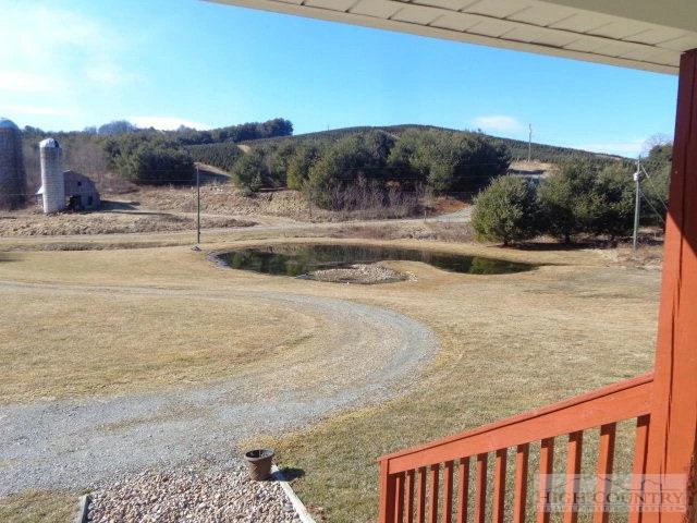 Image number 8 for the current listing