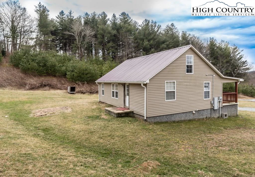 Image number 12 for the current listing