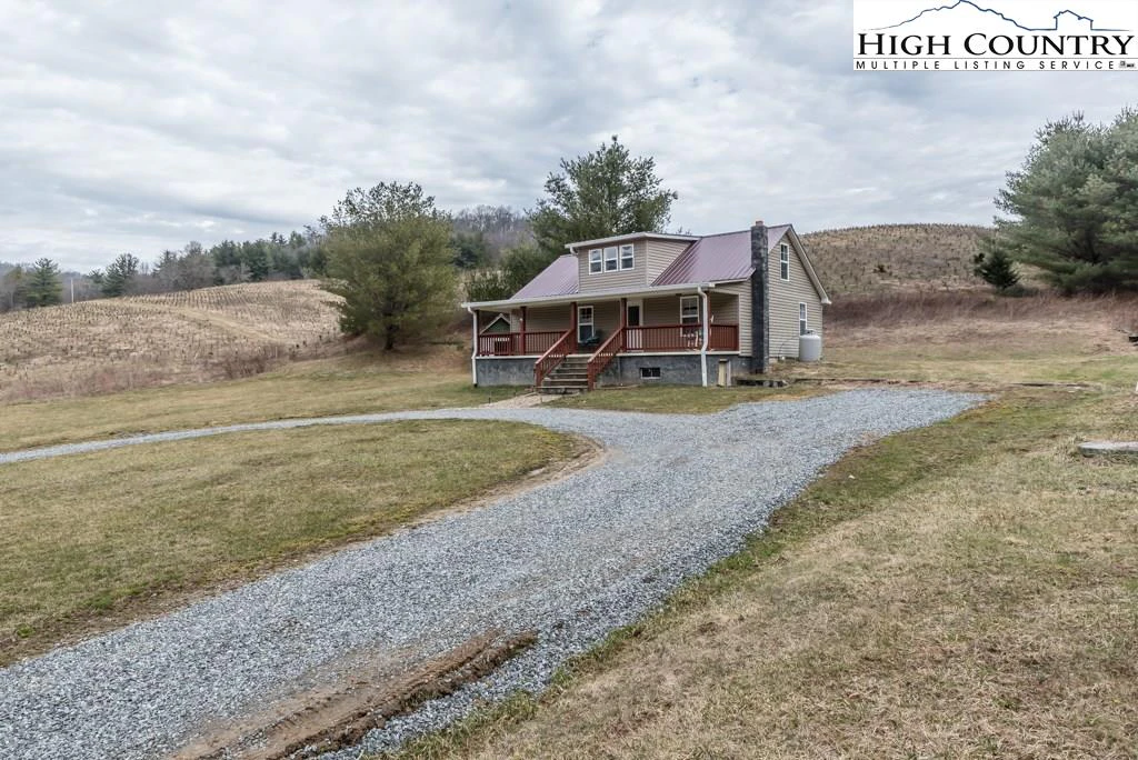 Image number 16 for the current listing