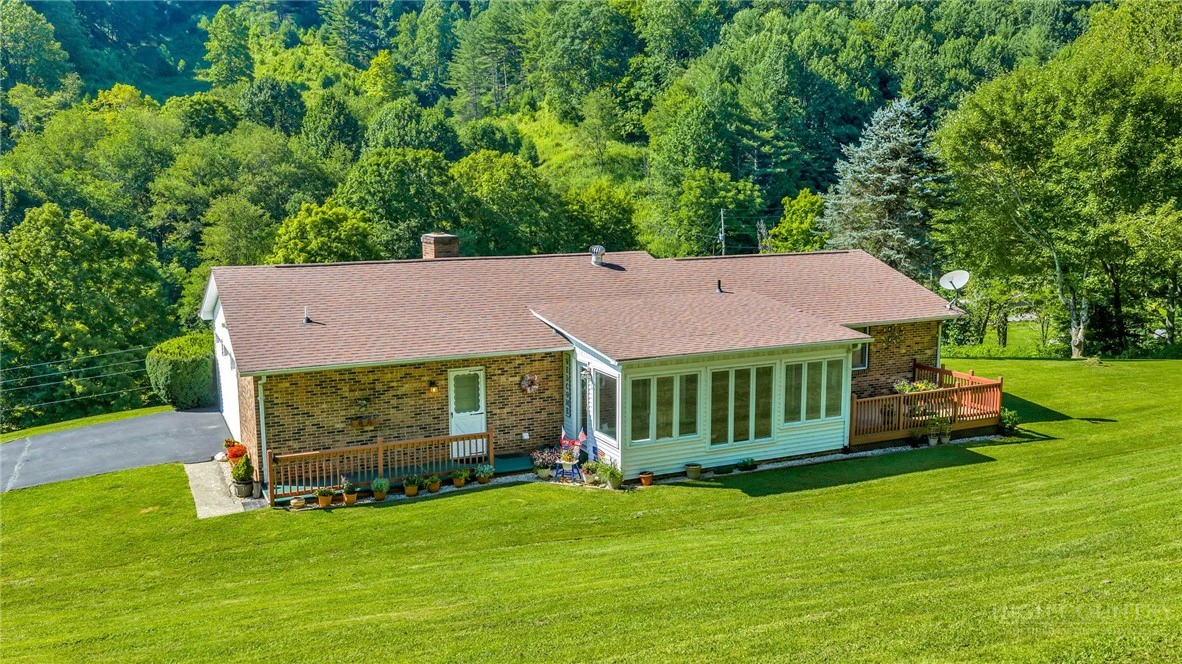 Image number 8 for the current listing